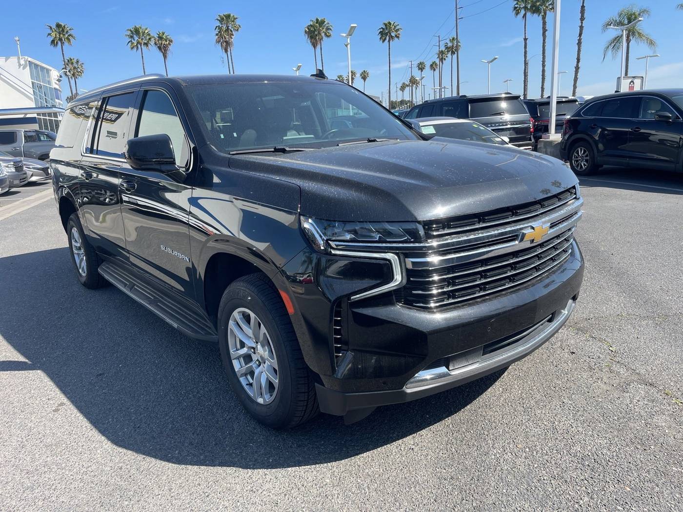 2023 Chevrolet Suburban LT — SUV — 86,344 mi — Anaheim, CA