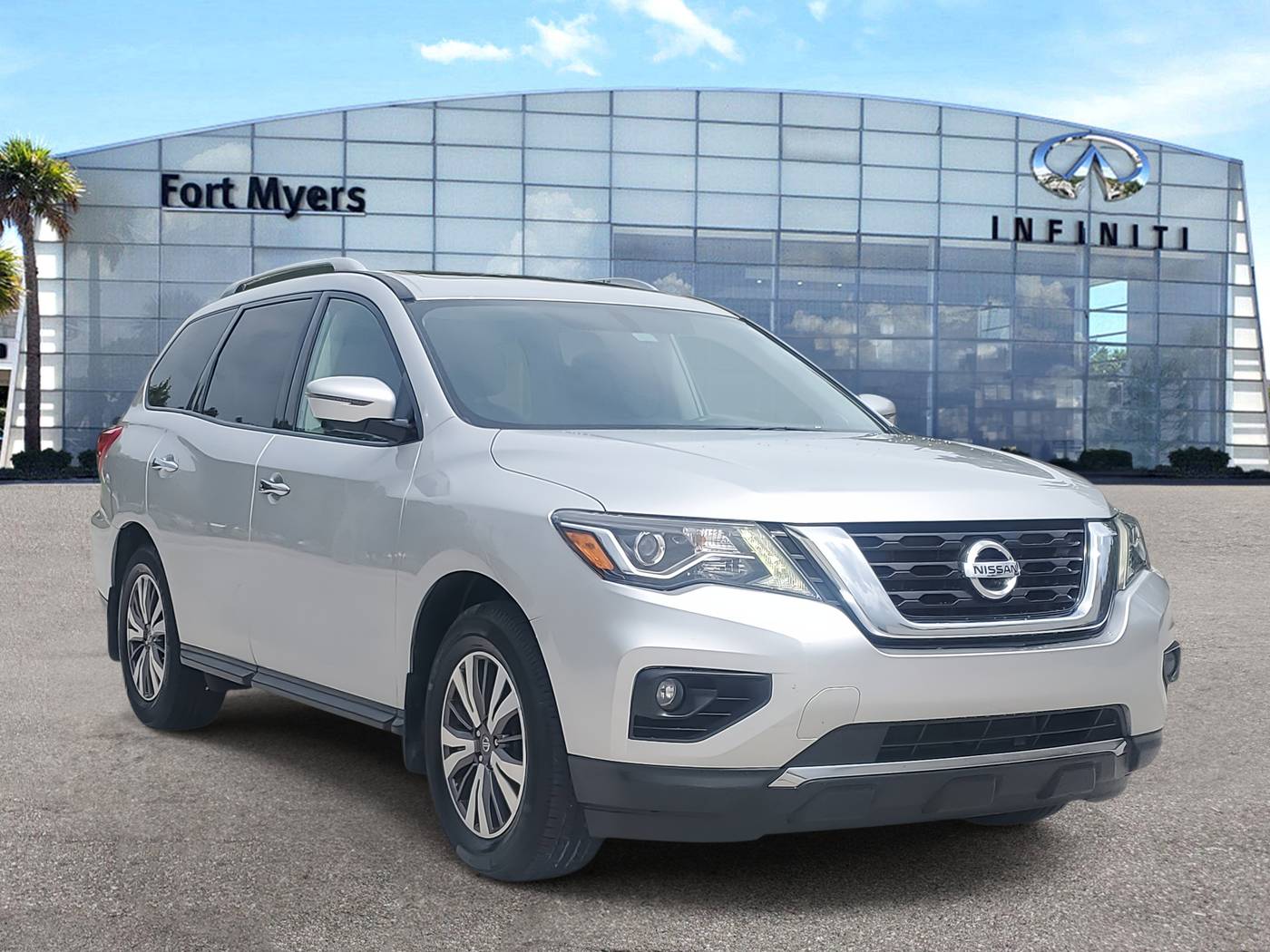 2017 Nissan Pathfinder SL — SUV — 101,000 mi — Fort Myers, FL