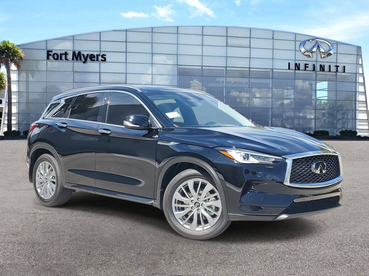 2025 INFINITI QX50 LUXE — SUV — 5 mi — Fort Myers, FL