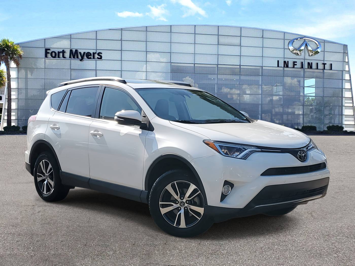 2018 Toyota RAV4 XLE — SUV — 64,382 mi — Fort Myers, FL
