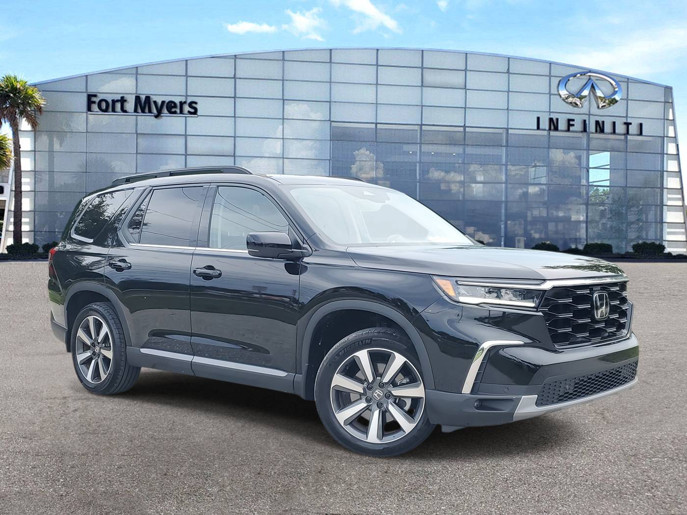 2024 Honda Pilot Touring — SUV — 27,398 mi — Fort Myers, FL