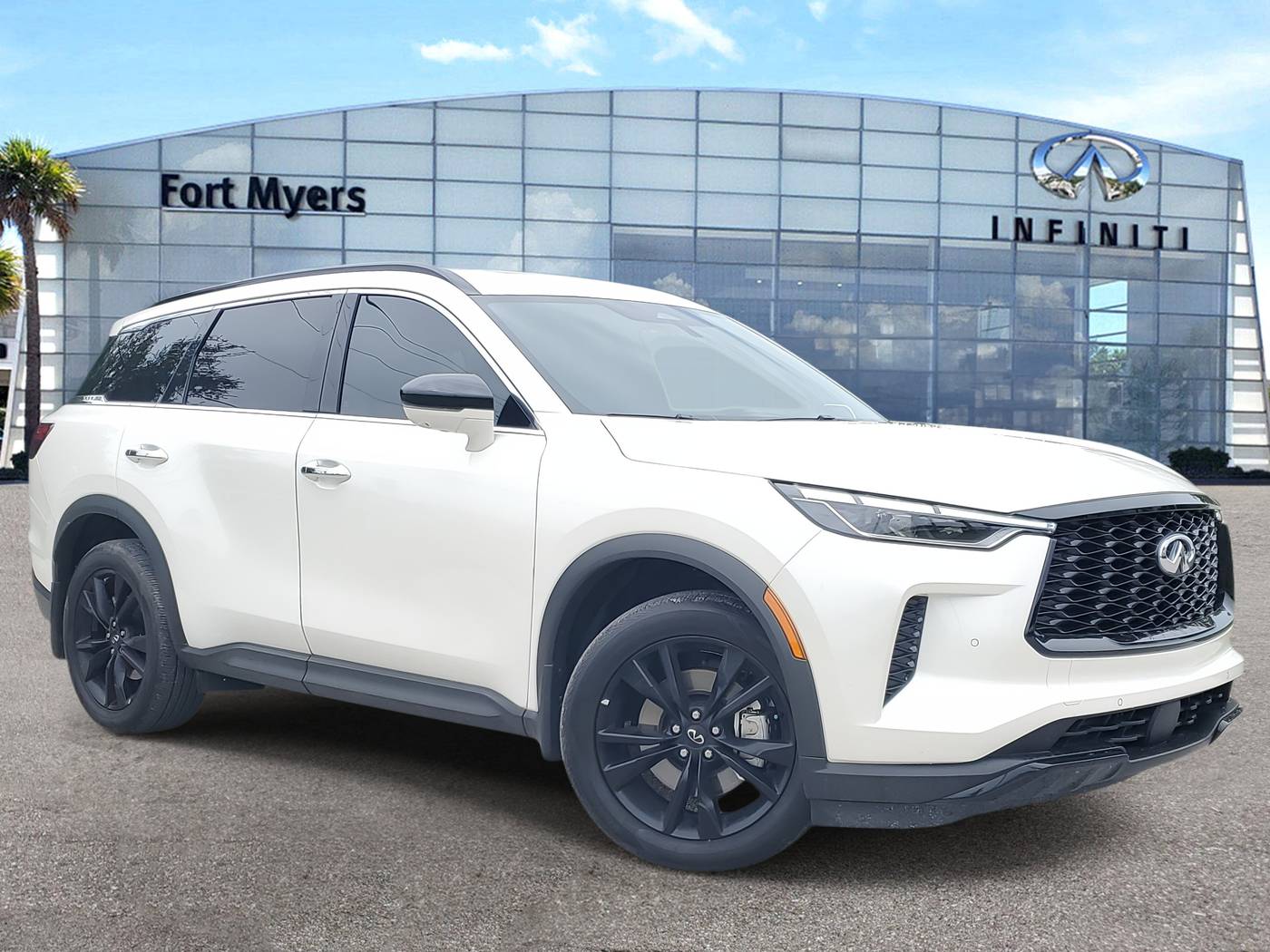 2025 INFINITI QX60 LUXE — SUV — 5,590 mi — Fort Myers, FL