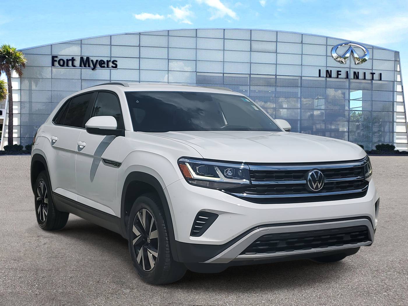 2022 Volkswagen Atlas Cross Sport SE — SUV — 35,701 mi — Fort Myers, FL