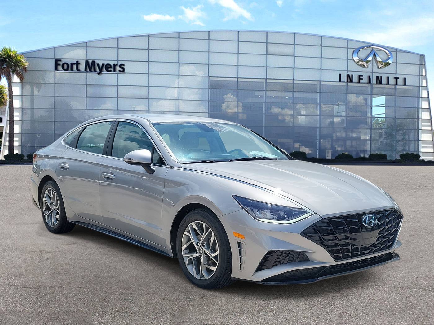 2023 Hyundai Sonata SEL — Sedan — 44,315 mi — Fort Myers, FL