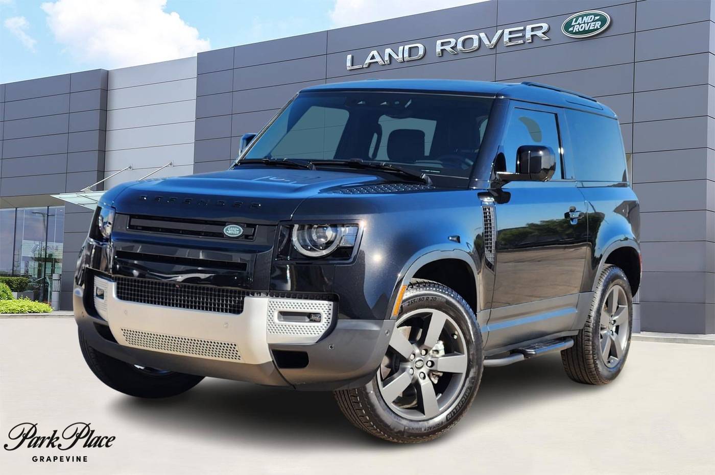 2025 Land Rover Defender S — SUV — 925 mi — Grapevine, TX