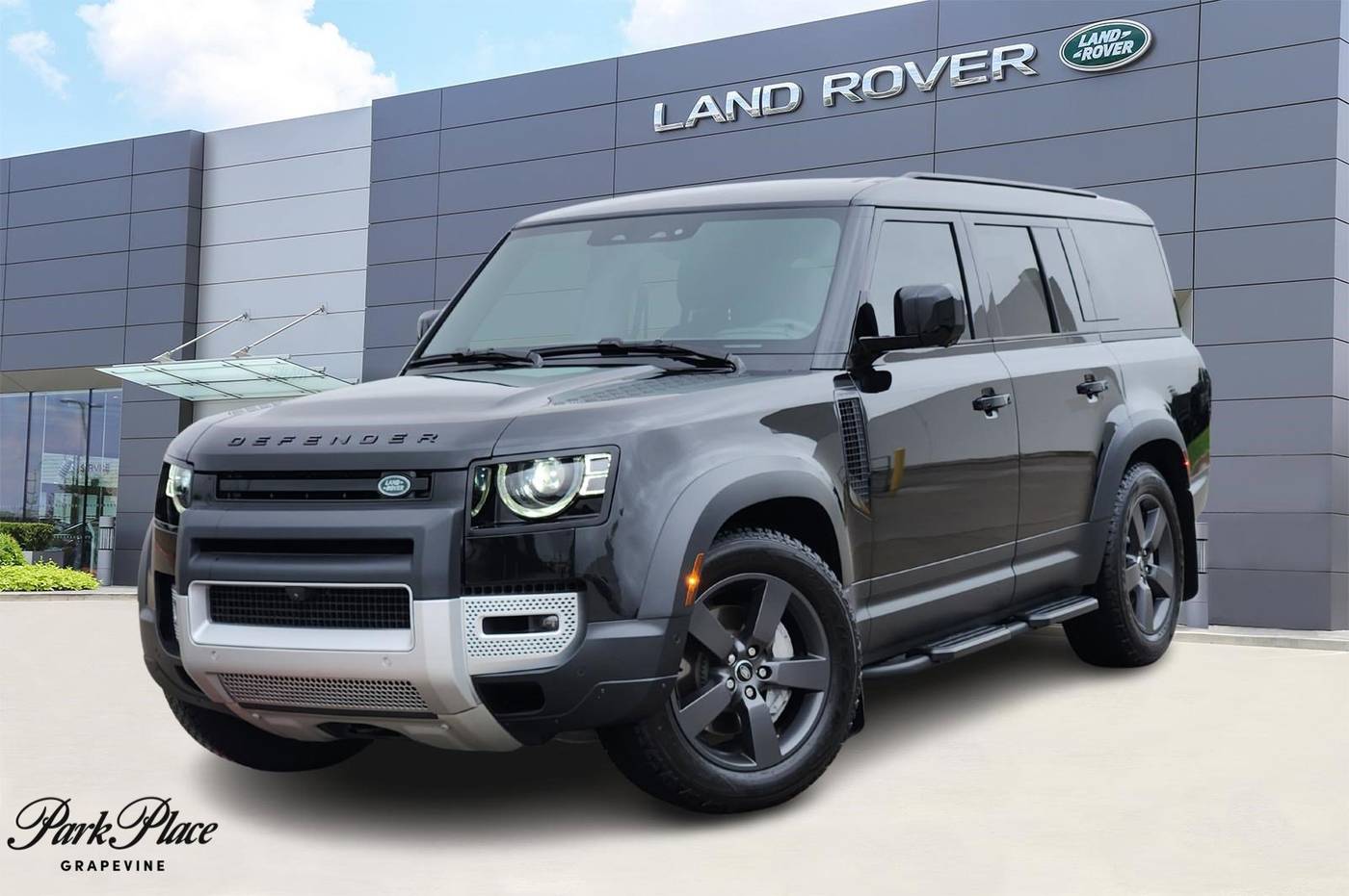 2025 Land Rover Defender S — SUV — 4,200 mi — Grapevine, TX