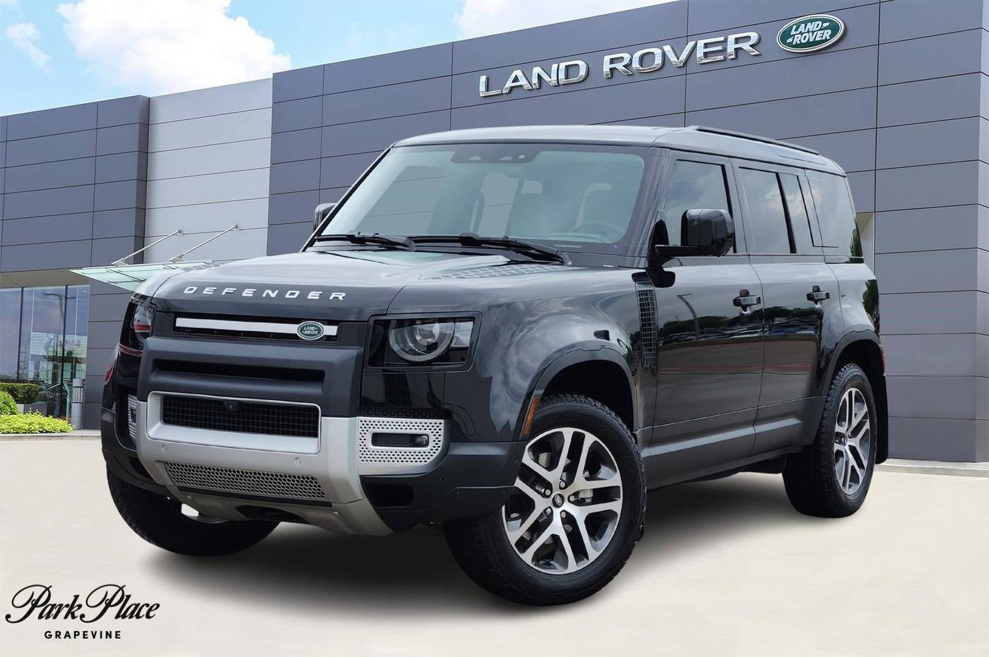 2025 Land Rover Defender S — SUV — 4,951 mi — Grapevine, TX