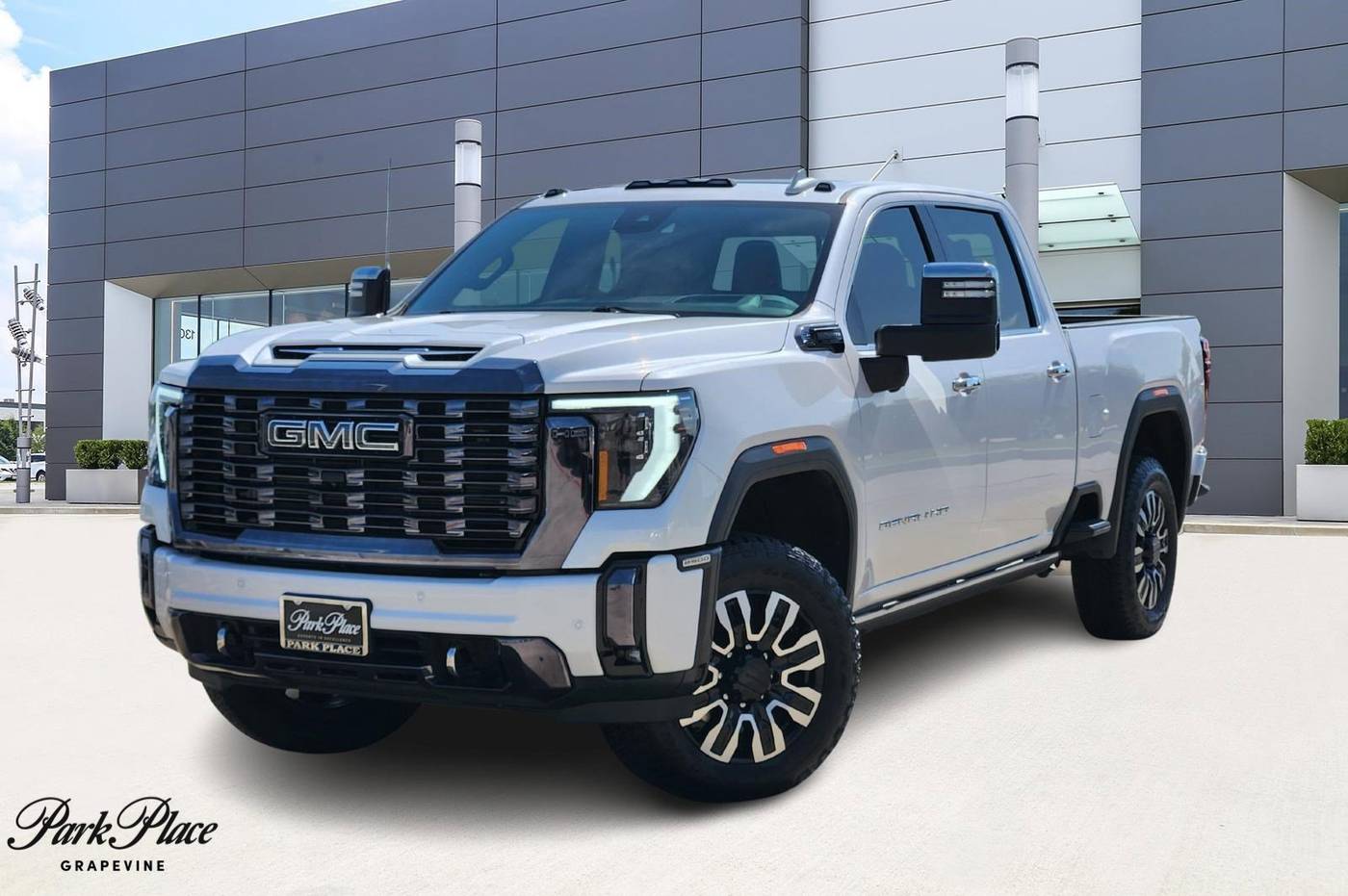 2024 GMC Sierra 2500HD Denali Ultimate — Pickup Truck — 11,835 mi — Grapevine, TX