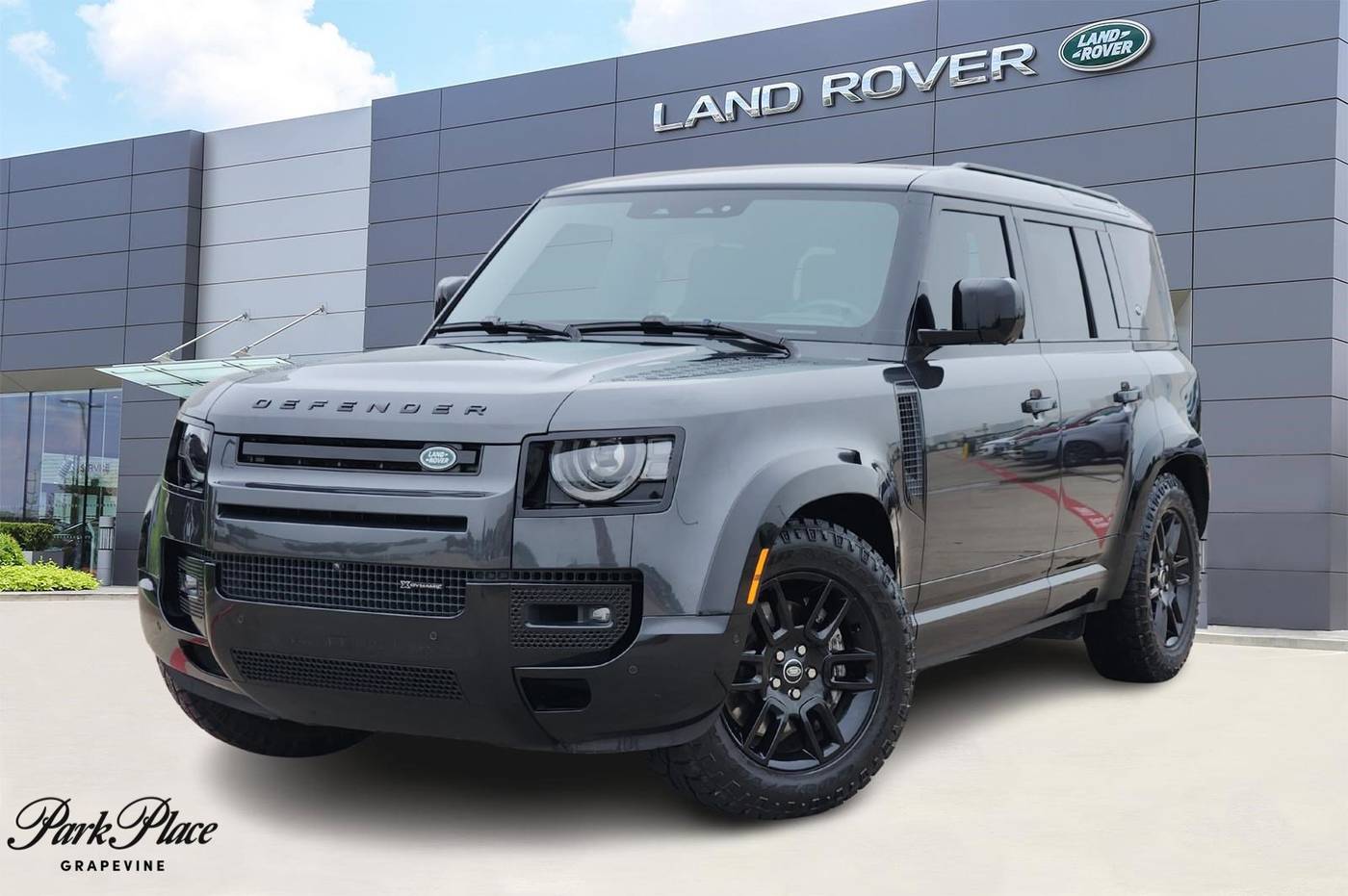 2023 Land Rover Defender X-Dynamic SE — SUV — 42,589 mi — Grapevine, TX