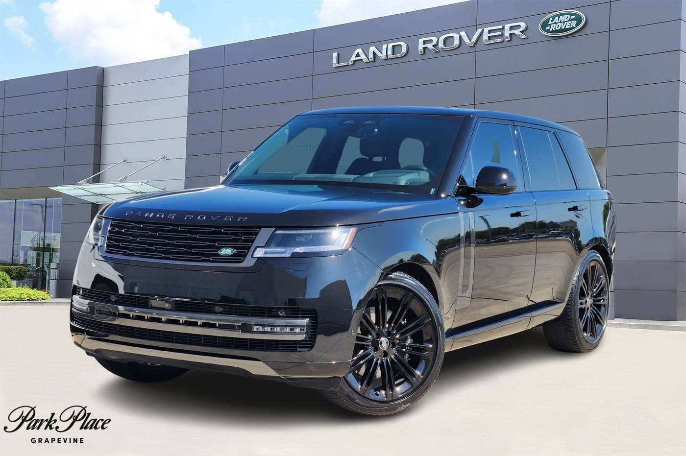 2024 Land Rover Range Rover SE — SUV — 10,030 mi — Grapevine, TX
