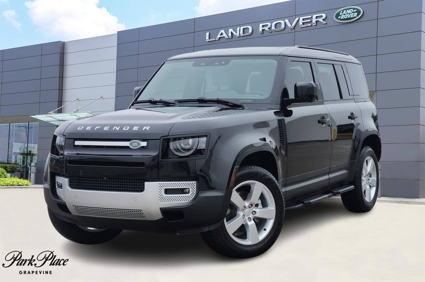 2025 Land Rover Defender S — SUV — 5,399 mi — Grapevine, TX