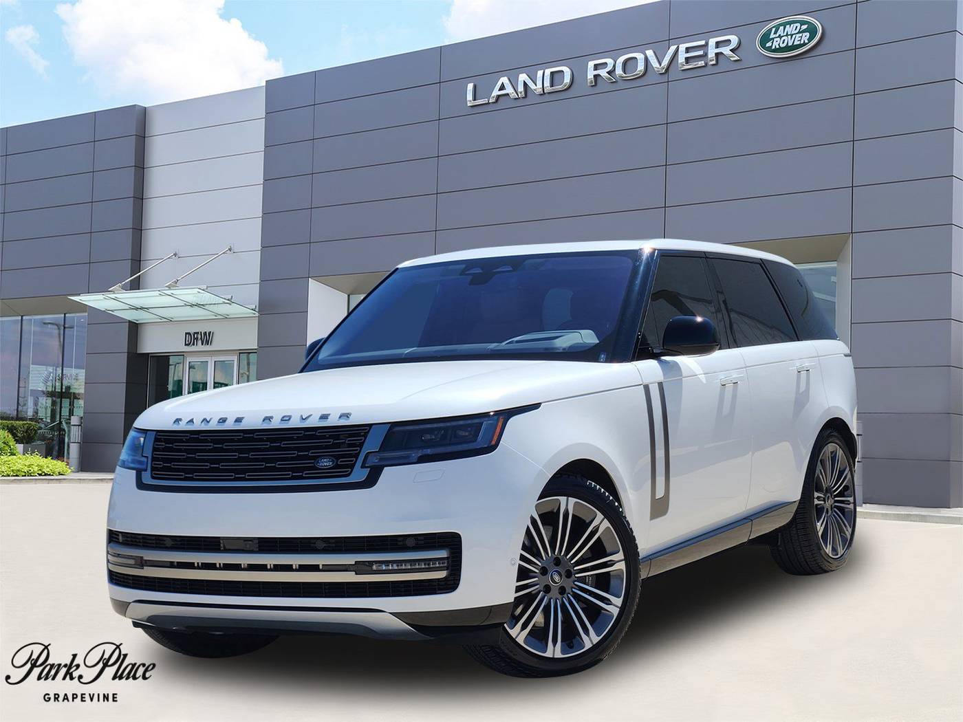 2023 Land Rover Range Rover SE — SUV — 6,780 mi — Grapevine, TX