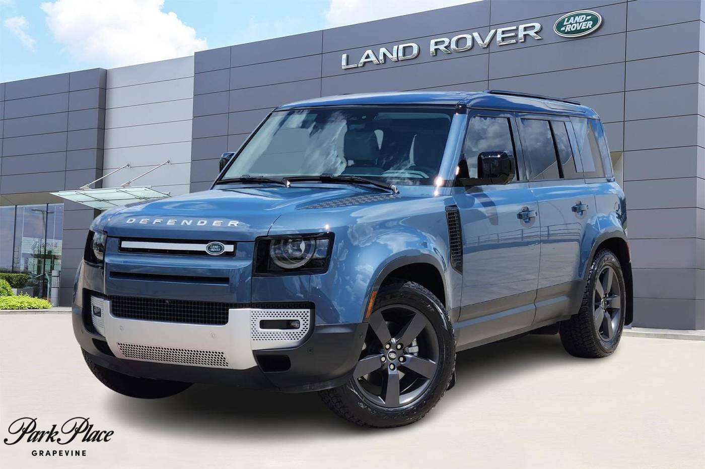 2025 Land Rover Defender S — SUV — 7,954 mi — Grapevine, TX