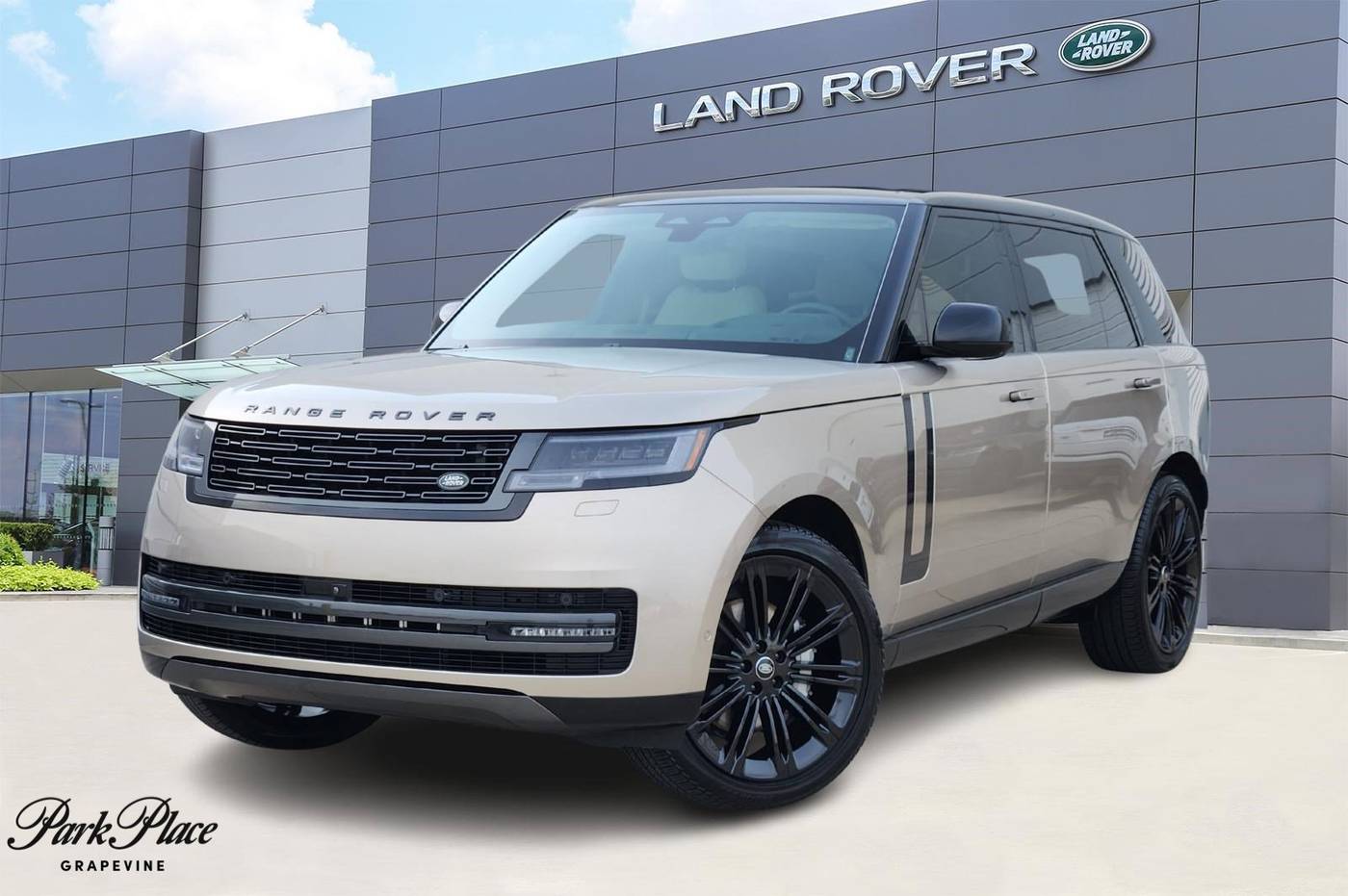 2024 Land Rover Range Rover SE — SUV — 10,887 mi — Grapevine, TX