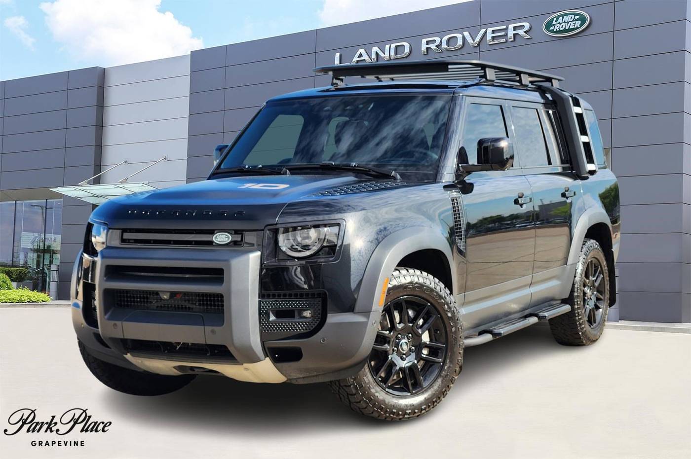 2023 Land Rover Defender SE — SUV — 24,063 mi — Grapevine, TX