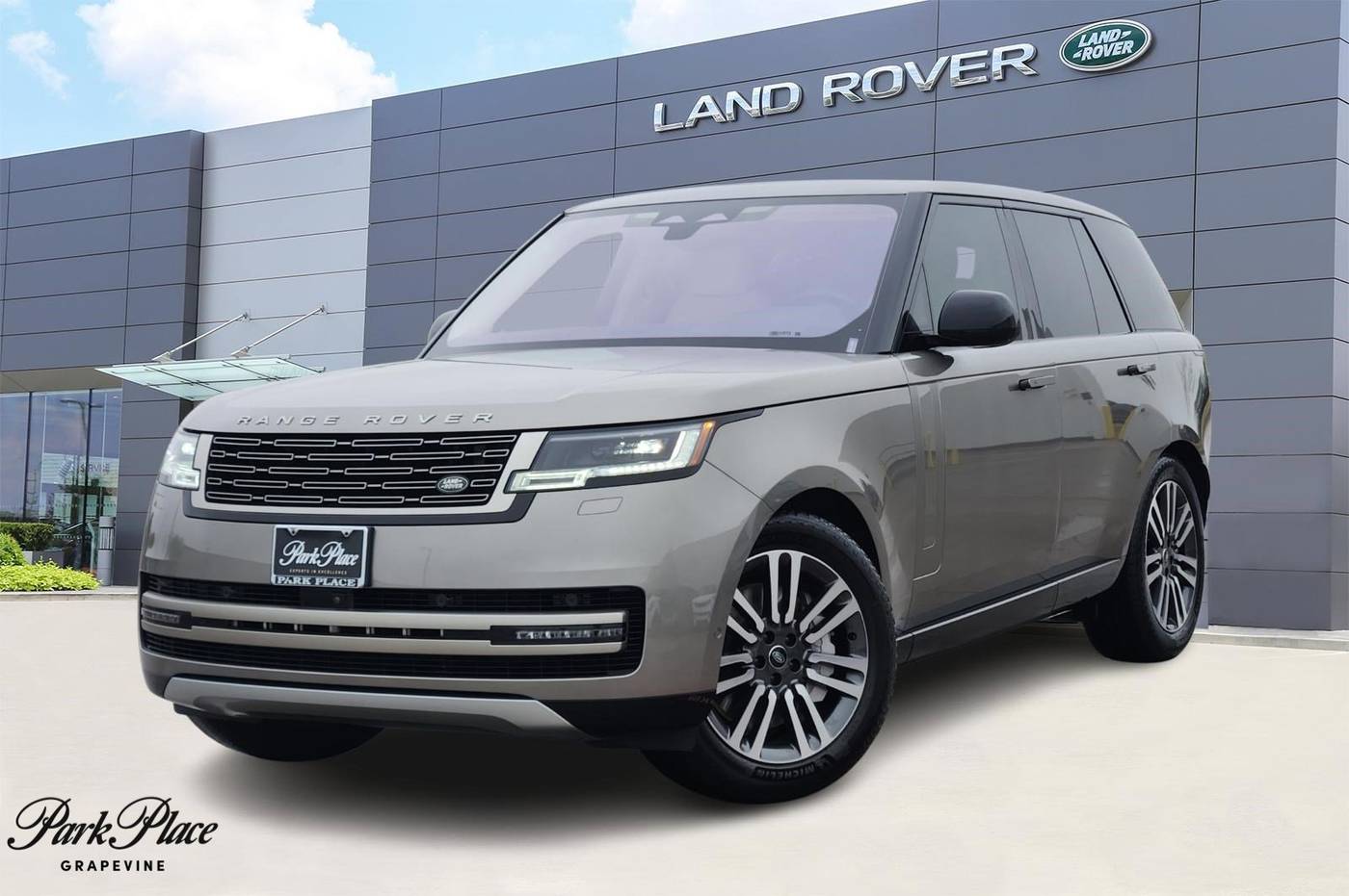2023 Land Rover Range Rover SE — SUV — 15,131 mi — Grapevine, TX