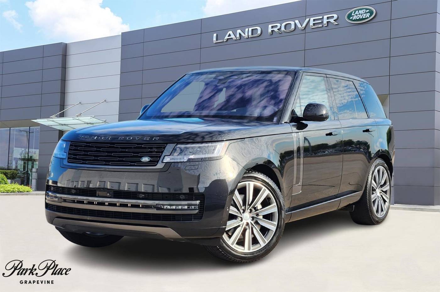 2023 Land Rover Range Rover SE — SUV — 18,297 mi — Grapevine, TX