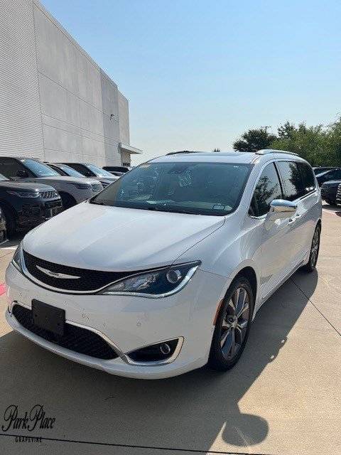 2019 Chrysler Pacifica Limited — Minivan — 95,920 mi — Grapevine, TX