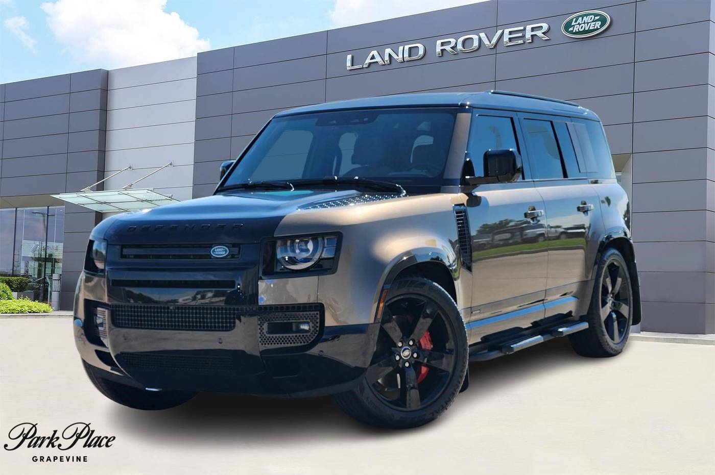 2025 Land Rover Defender X — SUV — 5,520 mi — Grapevine, TX