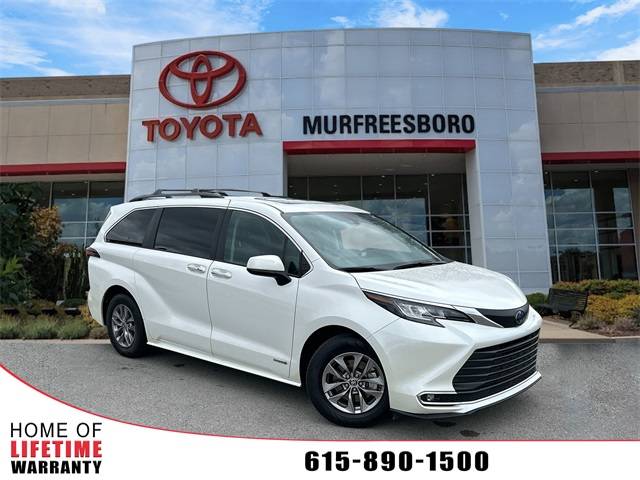 2021 Toyota Sienna XLE — Minivan — 54,365 mi — Murfreesboro, TN