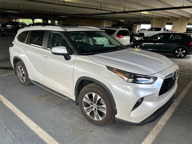 2024 Toyota Highlander XLE — SUV — 11,879 mi — Murfreesboro, TN