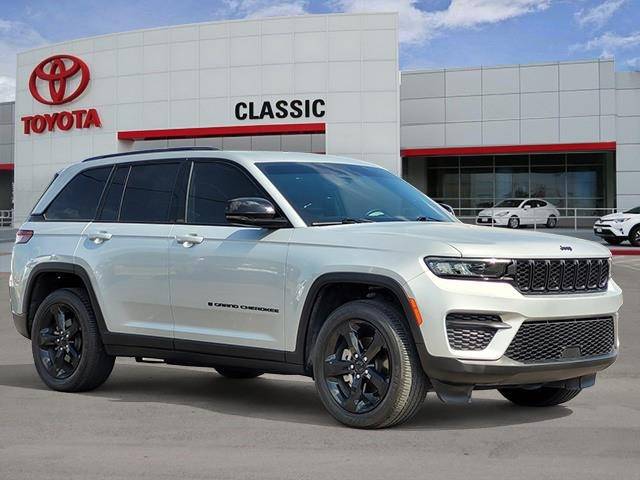 2023 Jeep Grand Cherokee Altitude — SUV — 17,902 mi — Tyler, TX