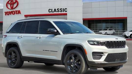 2023 Jeep Grand Cherokee Altitude