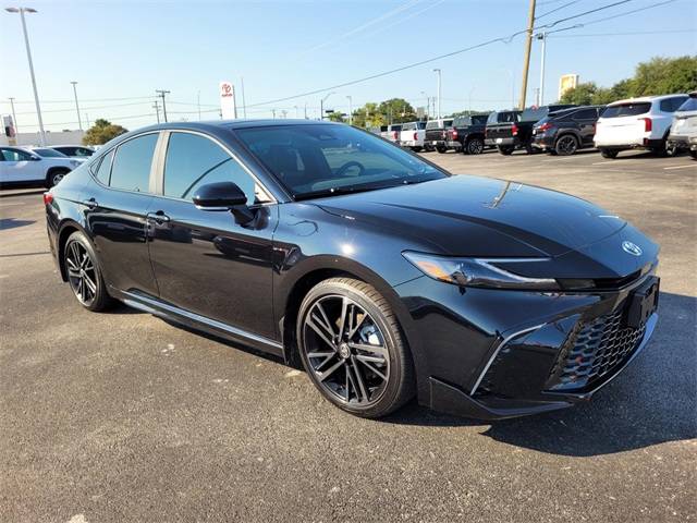 2025 Toyota Camry Hybrid XSE — Sedan — 2,841 mi — Tyler, TX
