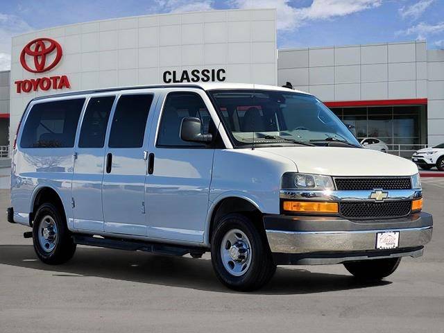 2020 Chevrolet Express Passenger LT — Passenger Van — 84,220 mi — Tyler, TX