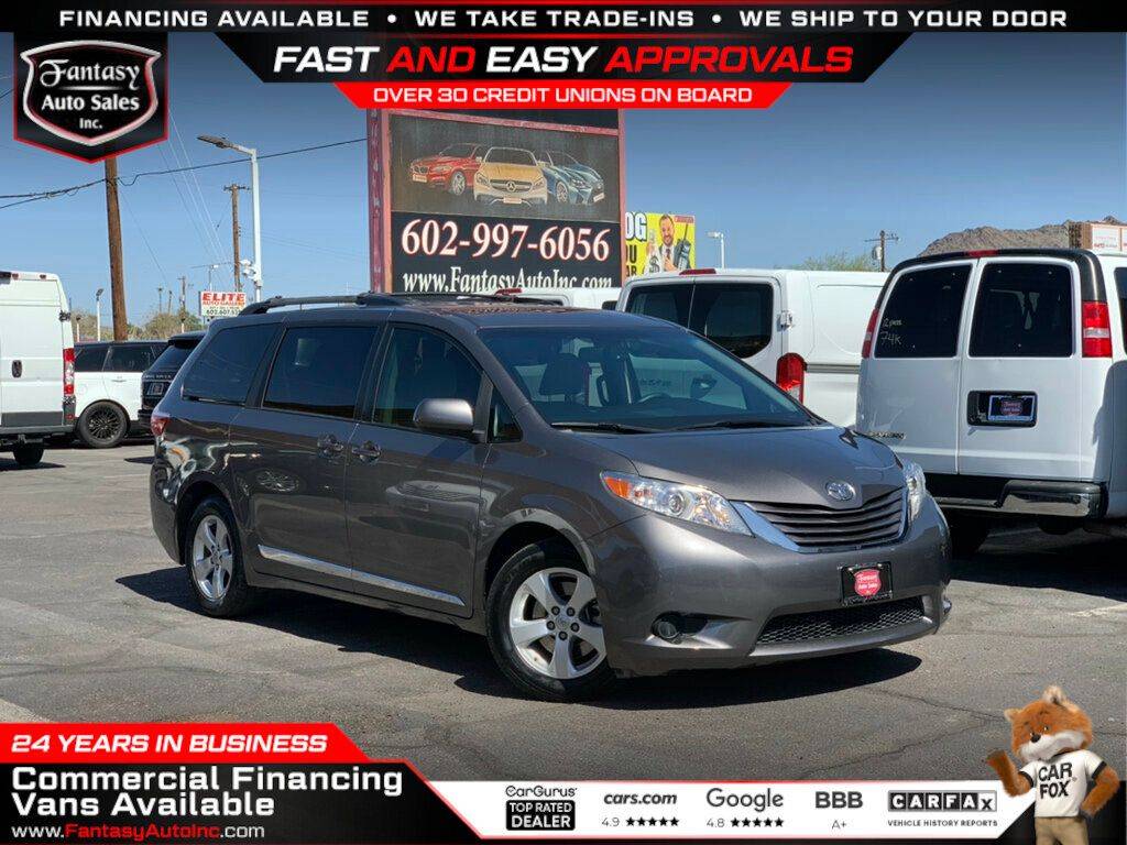 2017 Toyota Sienna LE — Minivan — 87,287 mi — Phoenix, AZ