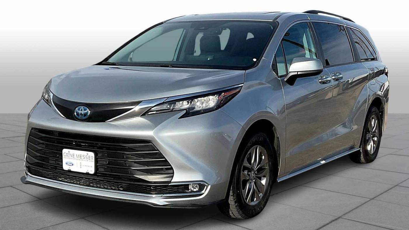 2023 Toyota Sienna XLE — Minivan — 50,911 mi — Amarillo, TX