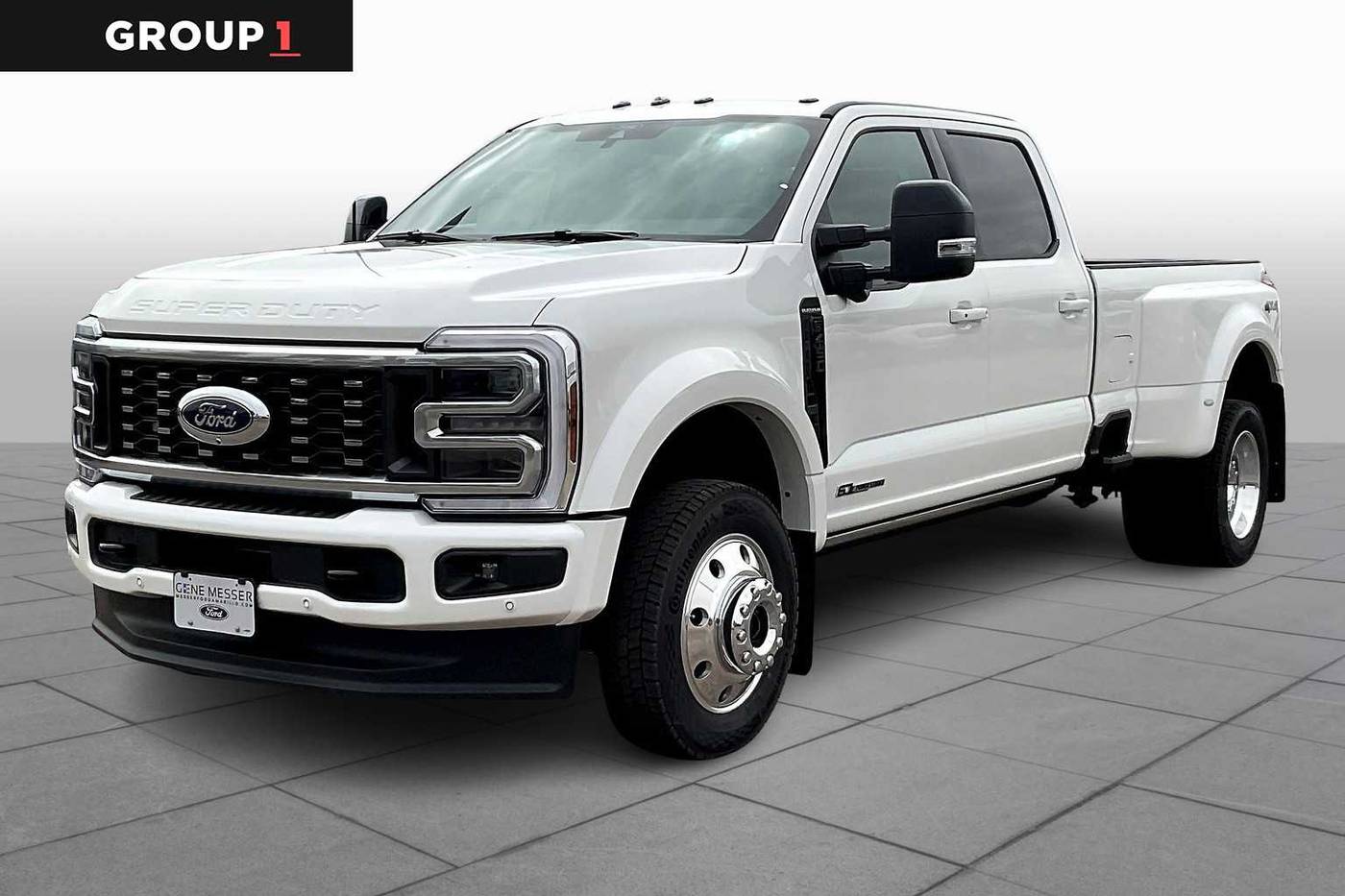 2025 Ford F-450 Super Duty Platinum