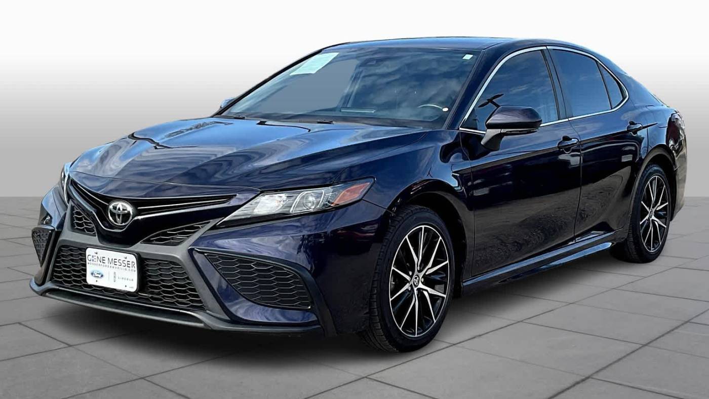 2022 Toyota Camry SE — Sedan — 57,325 mi — Amarillo, TX