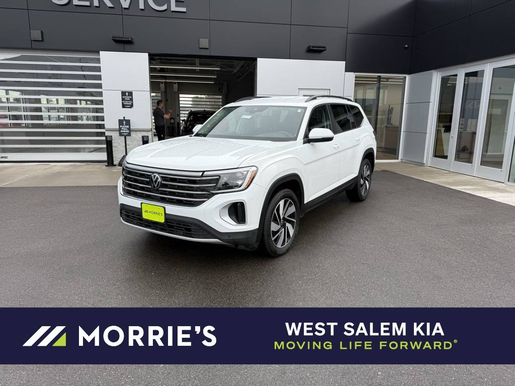 2024 Volkswagen Atlas SE with Technology — SUV — 32,544 mi — West Salem, WI