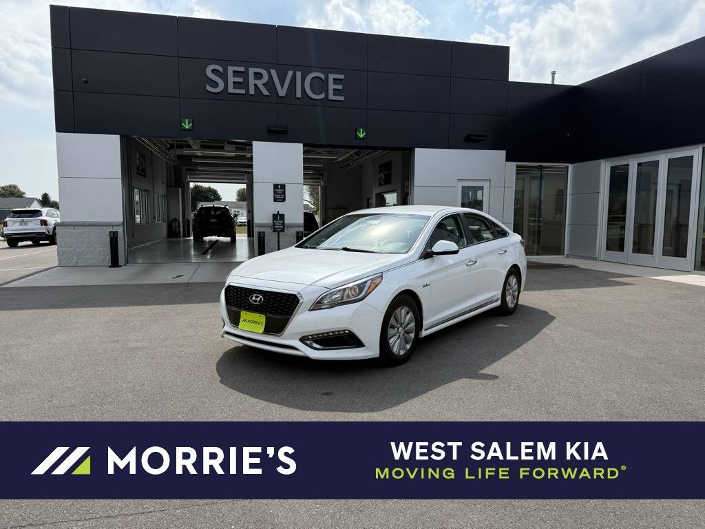 2016 Hyundai Sonata Hybrid SE — Sedan — 82,402 mi — West Salem, WI