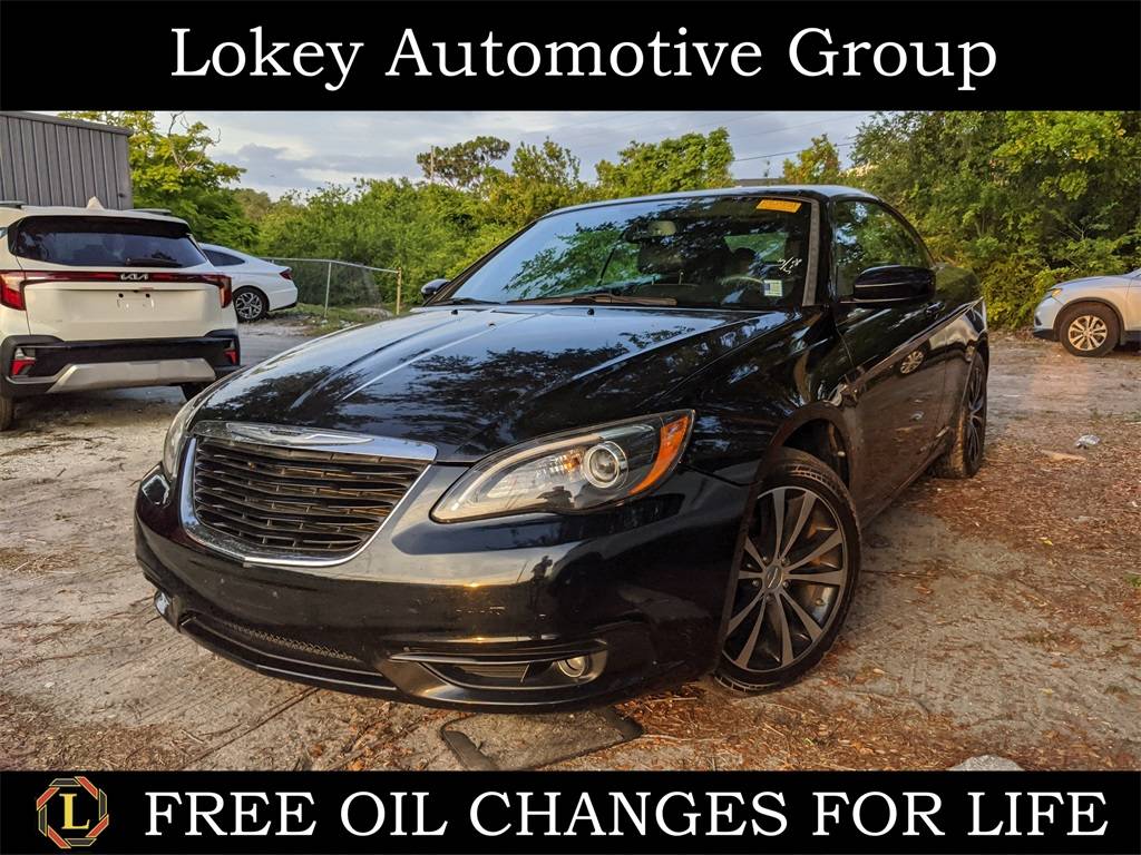 2013 Chrysler 200 S — Convertible — 70,802 mi — Clearwater, FL