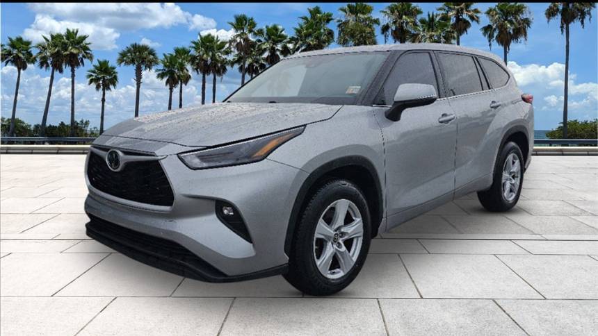 2022 Toyota Highlander LE — SUV — 30,810 mi — Clearwater, FL