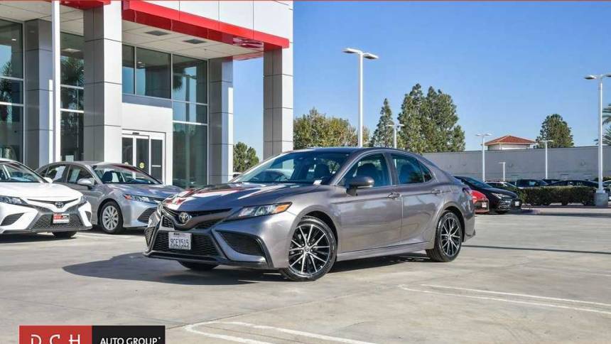 2022 Toyota Camry SE — Sedan — 109,521 mi — Torrance, CA