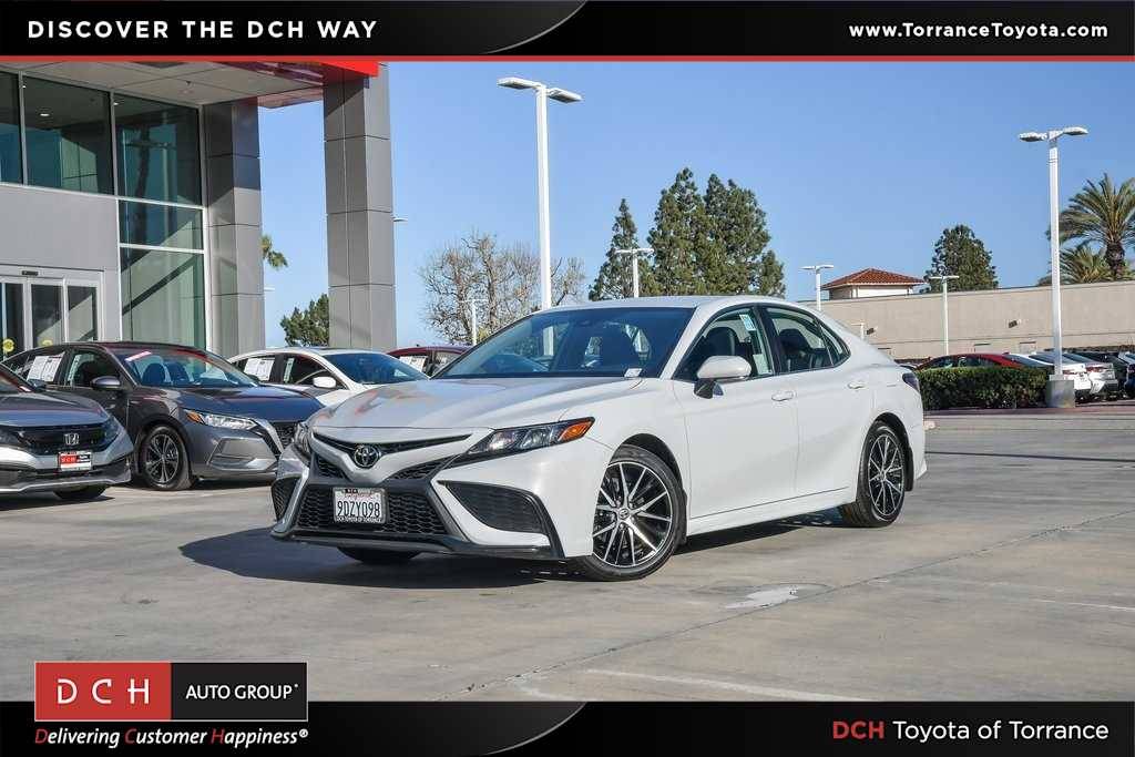2022 Toyota Camry SE — Sedan — 50,562 mi — Torrance, CA