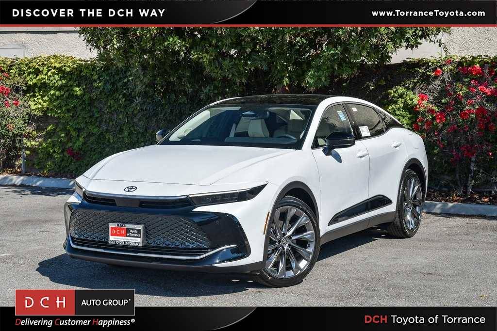 2026 Toyota Crown Limited — Sedan — 786 mi — Torrance, CA