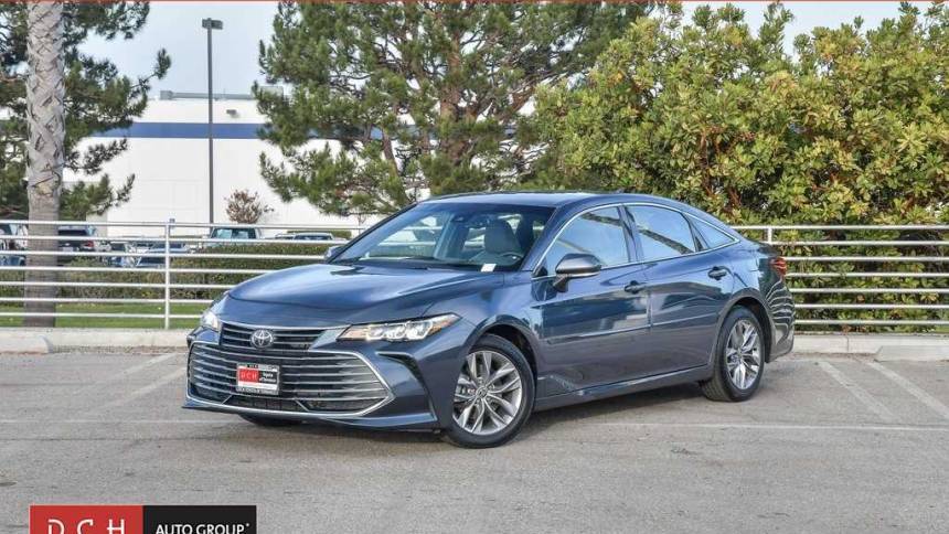 2022 Toyota Avalon XLE — Sedan — 62,227 mi — Torrance, CA