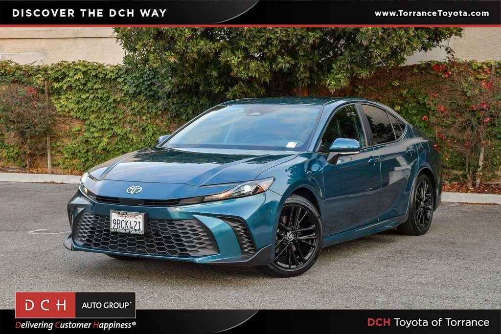2025 Toyota Camry Hybrid SE — Sedan — 26,401 mi — Torrance, CA