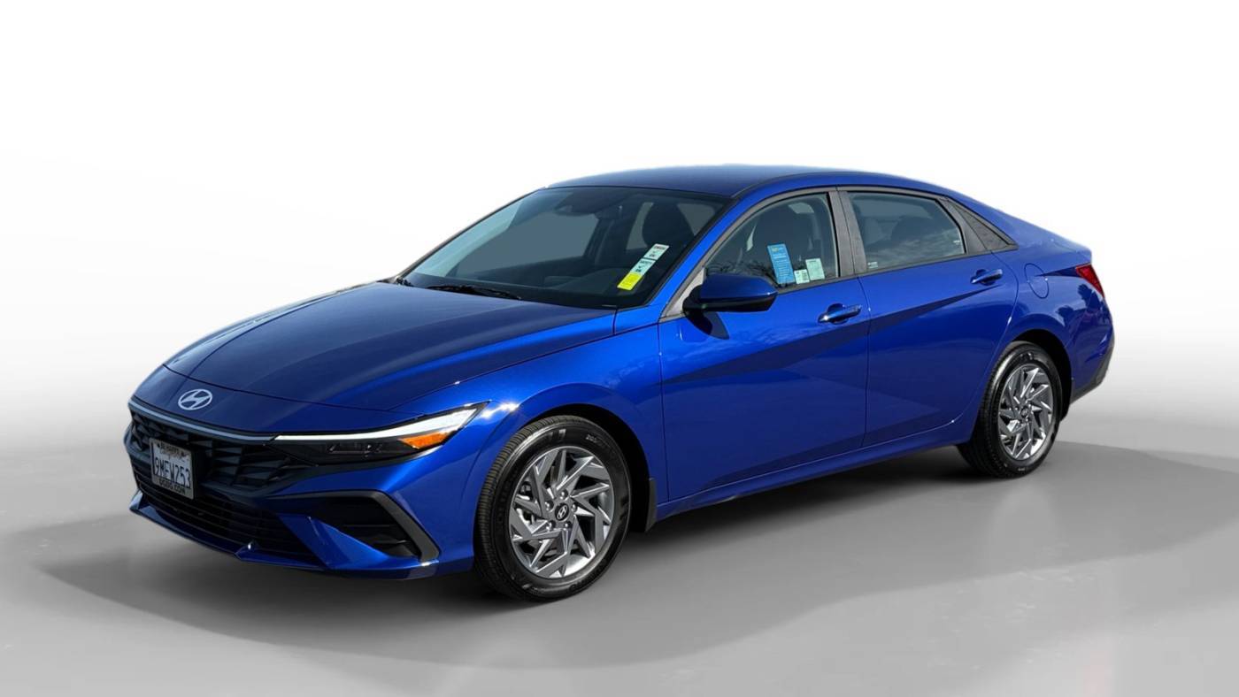 2024 Hyundai Elantra SEL — Sedan — 6,025 mi — San Jose, CA