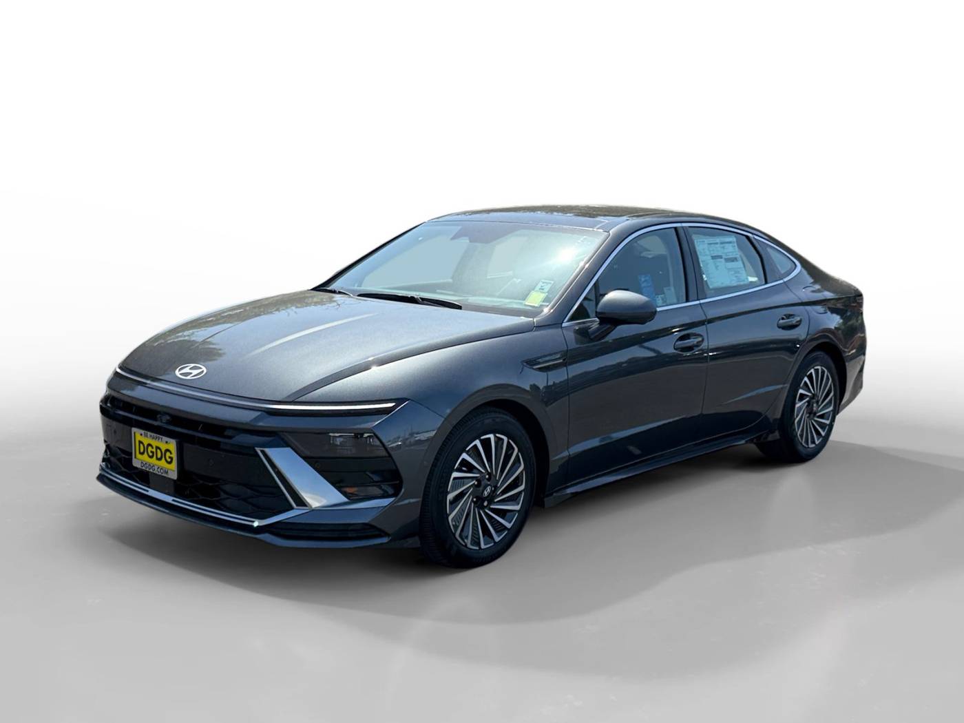 2025 Hyundai Sonata Hybrid Limited — Sedan — 29 mi — San Jose, CA