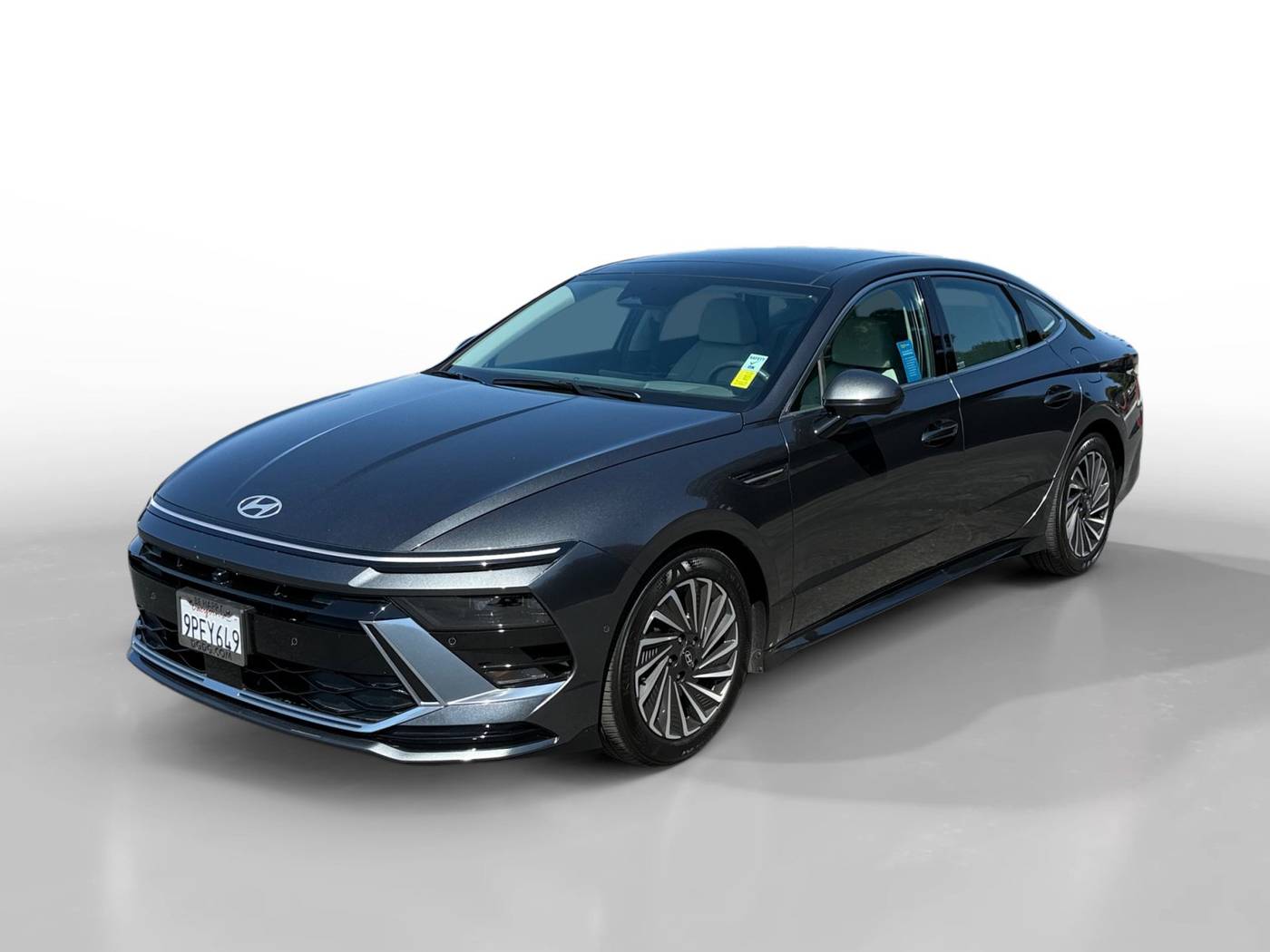 2025 Hyundai Sonata Hybrid Limited — Sedan — 8,267 mi — San Jose, CA