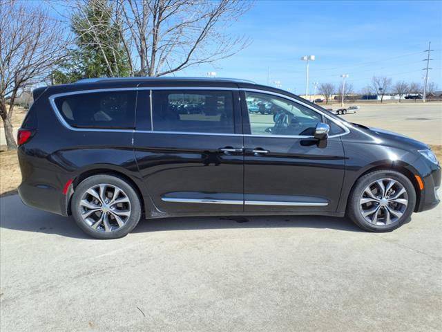 2018 Chrysler Pacifica Limited — Minivan — 65,992 mi — Grimes, IA