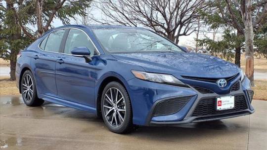 2024 Toyota Camry Hybrid SE — Sedan — 46,371 mi — Grimes, IA