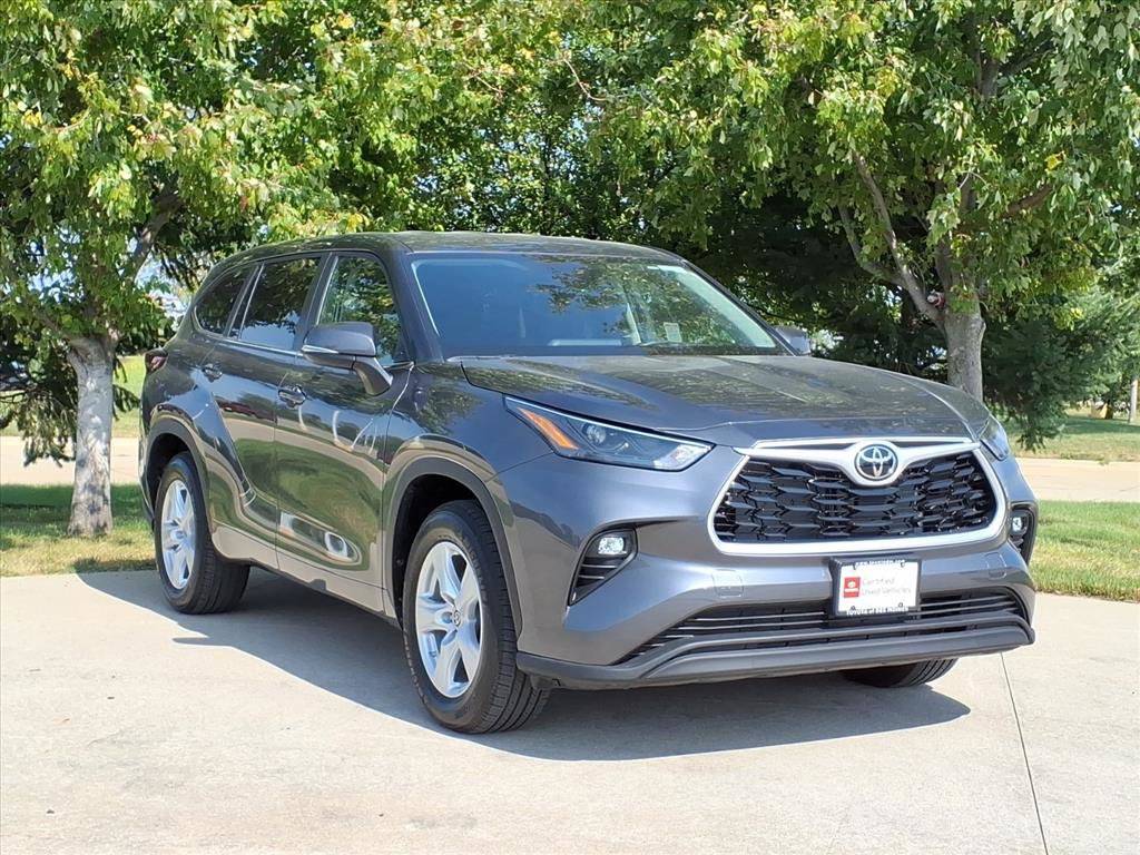 2023 Toyota Highlander LE — SUV — 4,024 mi — Grimes, IA