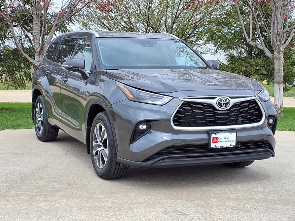 2022 Toyota Highlander XLE — SUV — 30,819 mi — Grimes, IA