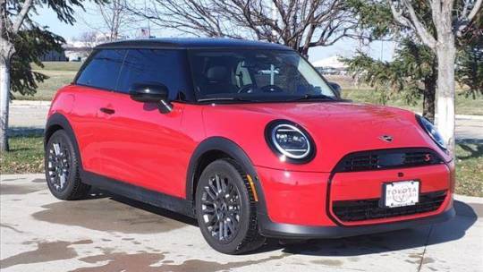 2025 MINI Hardtop Cooper S — Hatchback — 2,896 mi — Grimes, IA